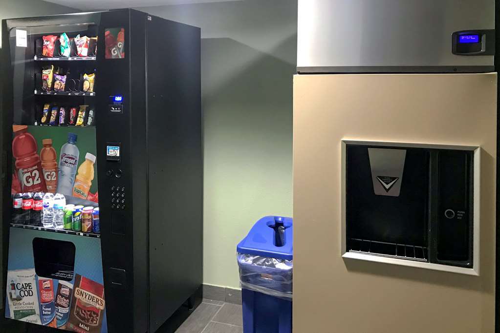 Quality Inn Cadiz Amenities photo